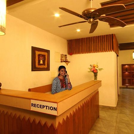 Lambana Resort Калангут Экстерьер фото