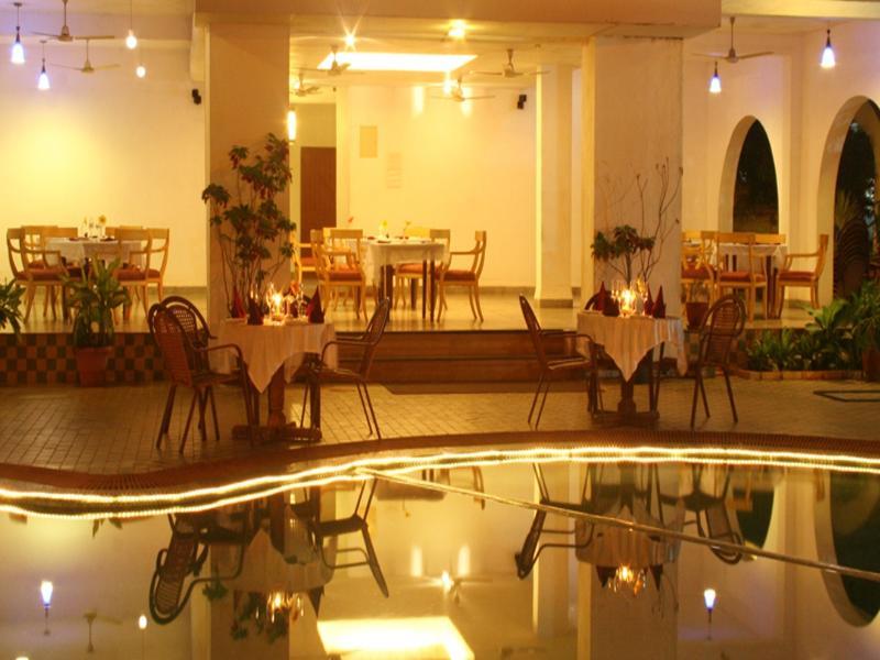 Lambana Resort Калангут Экстерьер фото